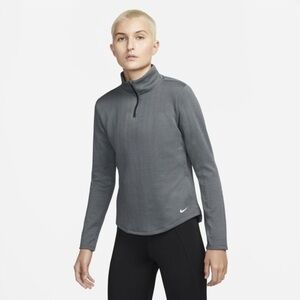 Nike • Grey Herringbone Chevron Grey Therma Fit ONE Pullover